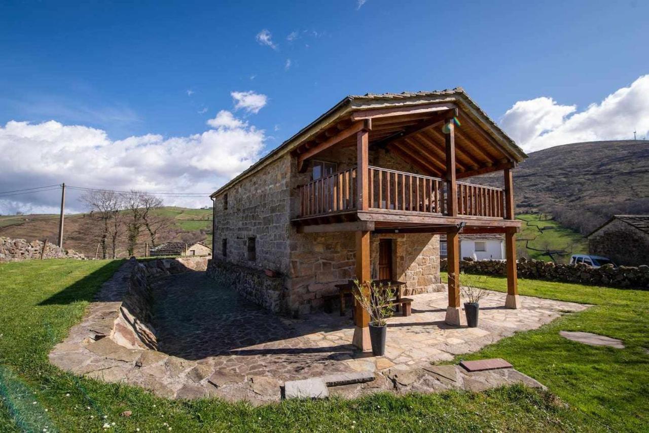 Cabana Pasiega Las Suertes San Pedro Del Romeral Buitenkant foto